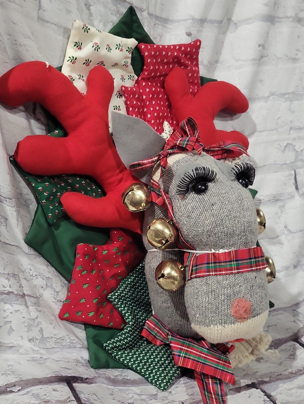 Handmade Holiday Reindeer Wreath - Red & Green - Picture 4 of 5